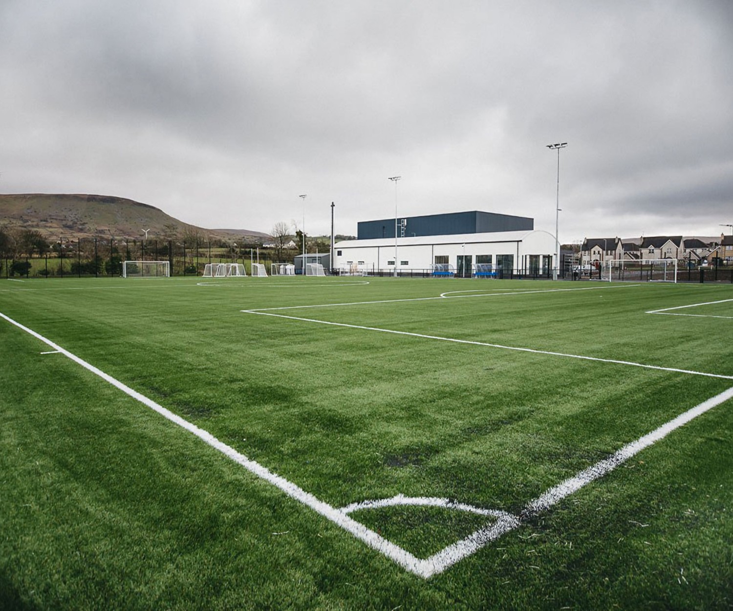 Taylor+Boyd: civil, structural engineers; sports centre, Dungiven