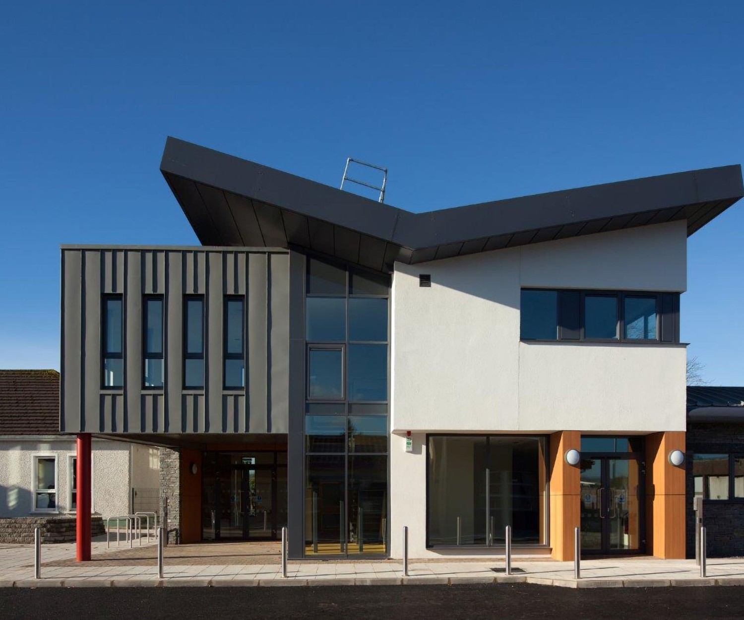 Taylor+Boyd: civil, structural engineers; hospital unit, Donegal