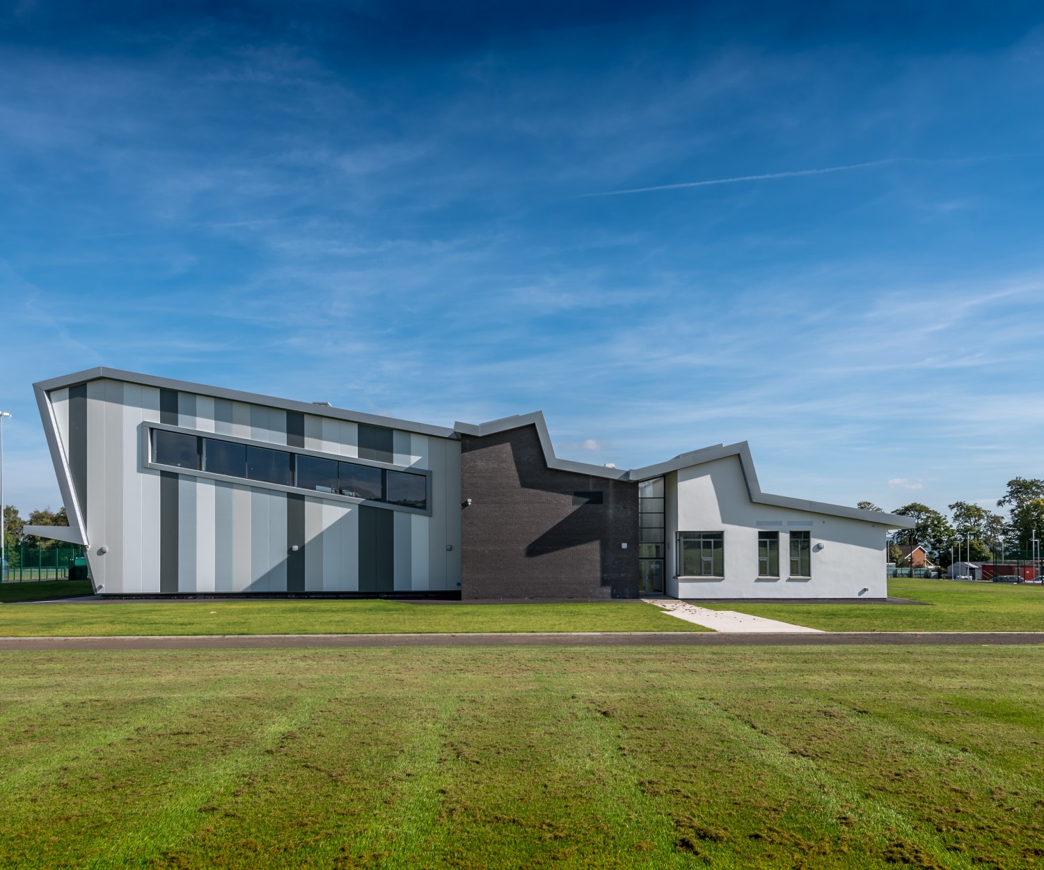 Taylor+Boyd: civil, structural engineers; post-primary school sports centre, Belfast