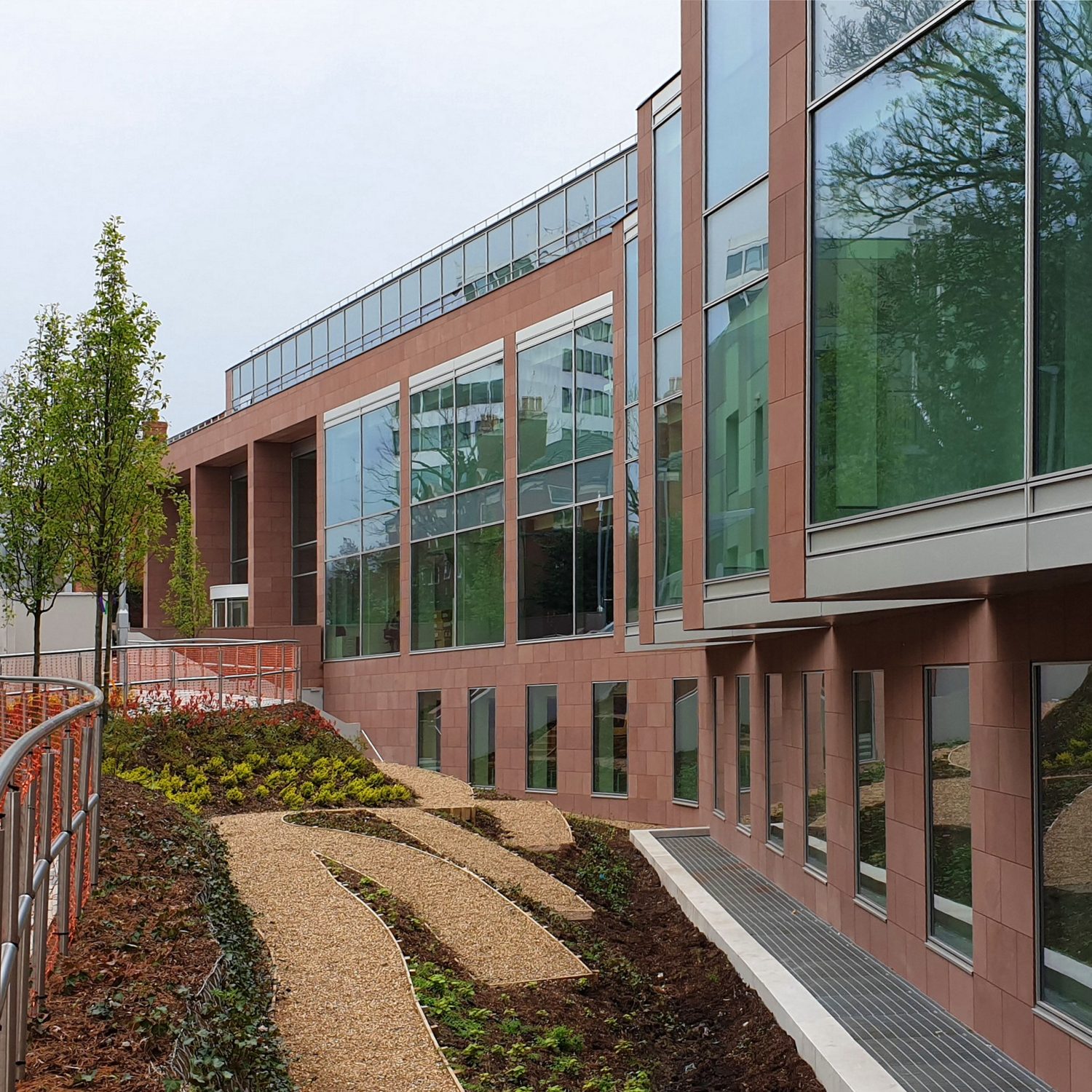 Taylor+Boyd: civil, structural engineers; university department building, Belfast