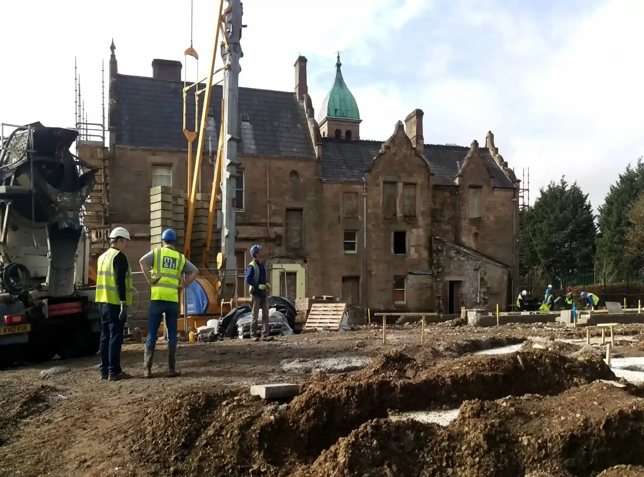 Taylor+Boyd, structural engineers; extension to St Louis Grammar School, Ballymena